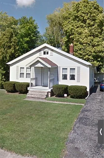 203 Greencroft Rd photo 1