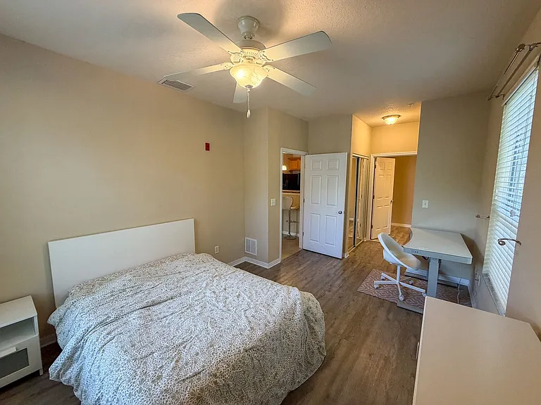 1185 SW 9th Rd #313 — Photo 17