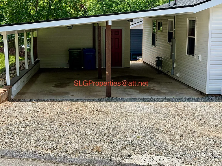 271 State St — Photo 3