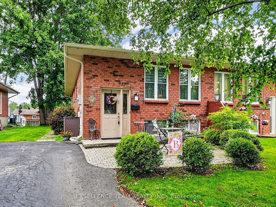 1st image of 111 Glen Oaks Ct