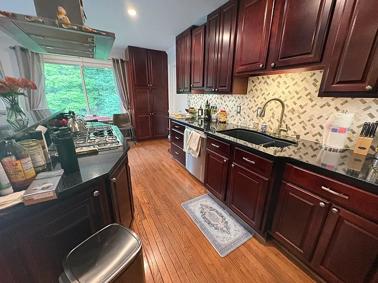 1331 Colvin Forest Dr — Photo 11