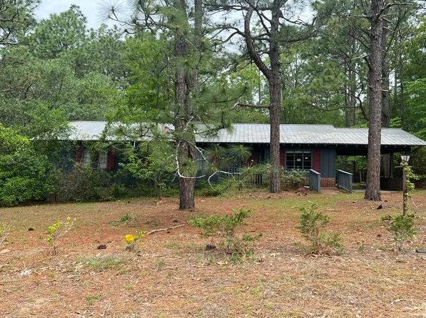 802 Austin St, Hamlet, NC 28345