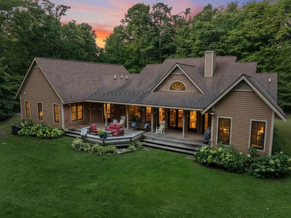 7858 Thunder Trl, Petoskey, MI 49770