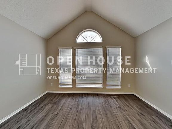 5th image of 4955 Tulip Ln