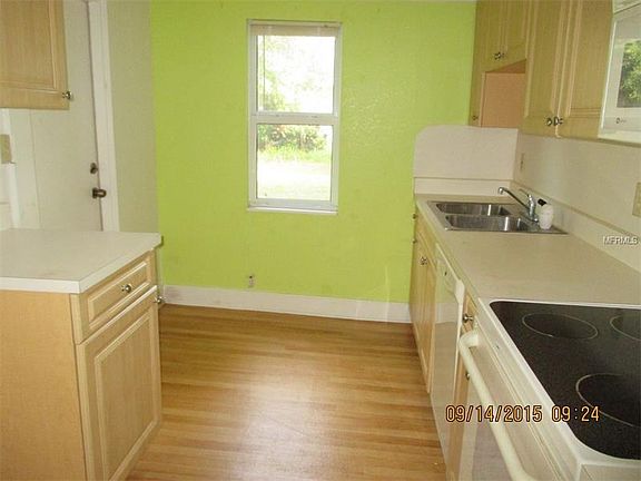 5th image of 2447 21st St