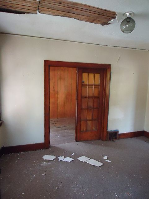 1st image of 1281 Ashland St