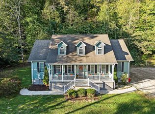 210 Walden Ave, Oliver Springs, TN 37840