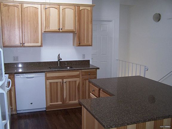4th image of 825 Southwood Blvd #1