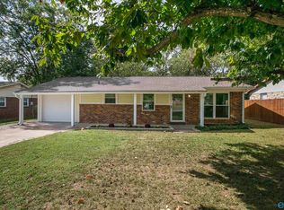 2409 Yorkshire Dr SW, Huntsville, AL 35803