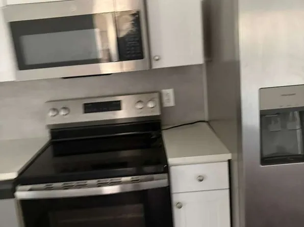 1206 E 99th Ave APT B, Tampa, FL 33612