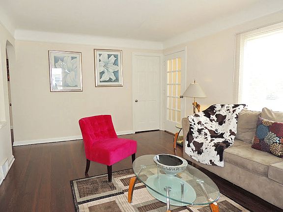 3rd image of 20460 Fuller Ave