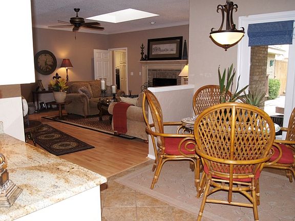 5th image of 4122 Fox Hollow Ct