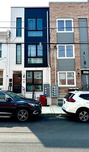 1528 N 25th St #2, Philadelphia, PA, 19121