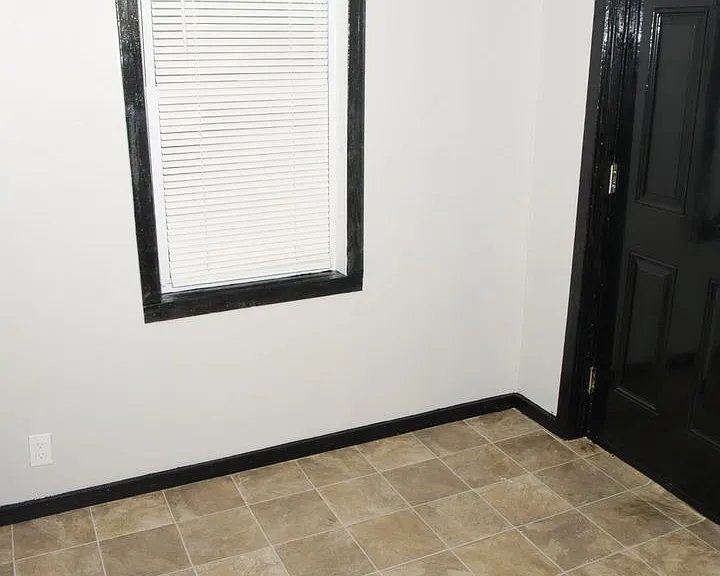 25 Lang St — Photo 7