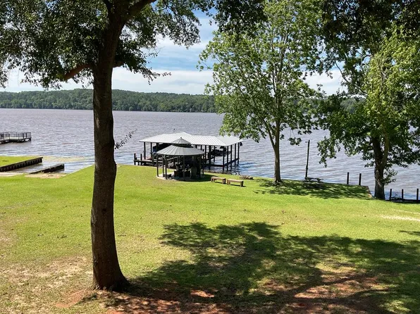 15900 Bridge Creek Ln, Dozier, AL 36028