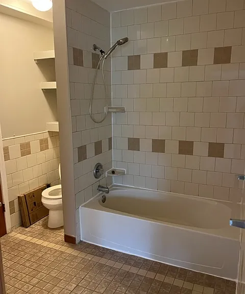 1934 W Cohoctah Rd #2 — Photo 8