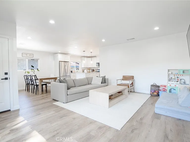 3417 Merced St — Photo 10