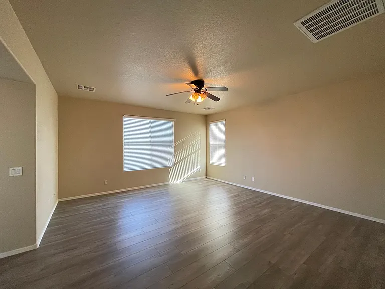 4120 E Torrey Pines Ln — Photo 24