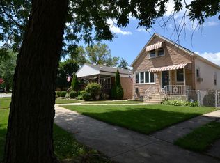10352 S Whipple St, Chicago, IL 60655
