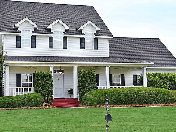 4th image of 105 Shady Grove Ln
