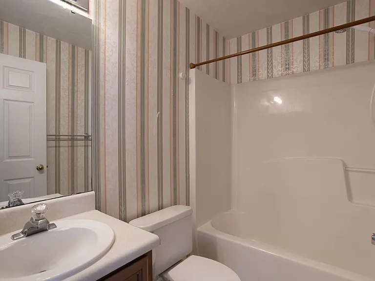3569 Chatelaine Dr — Photo 25