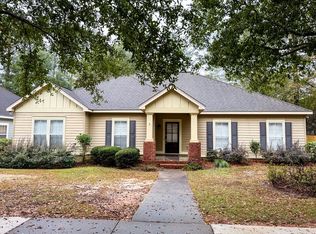 106 Lilac Ln, Dothan, AL 36305
