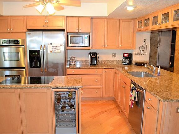 2nd image of 465 Pinellas Bayway #306