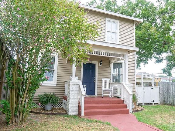 3rd image of 4221 Avenue N 1/2