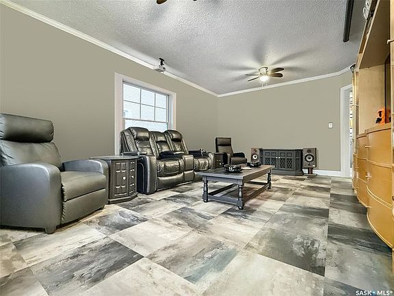 3rd image of 236 7th AVENUE NW