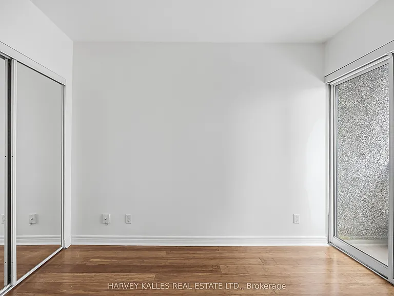 55 Bloor St E #1907 — Photo 13