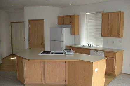 1st image of 12506 63rd Ave E