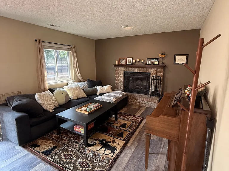 15170 Chelmsford St — Photo 29