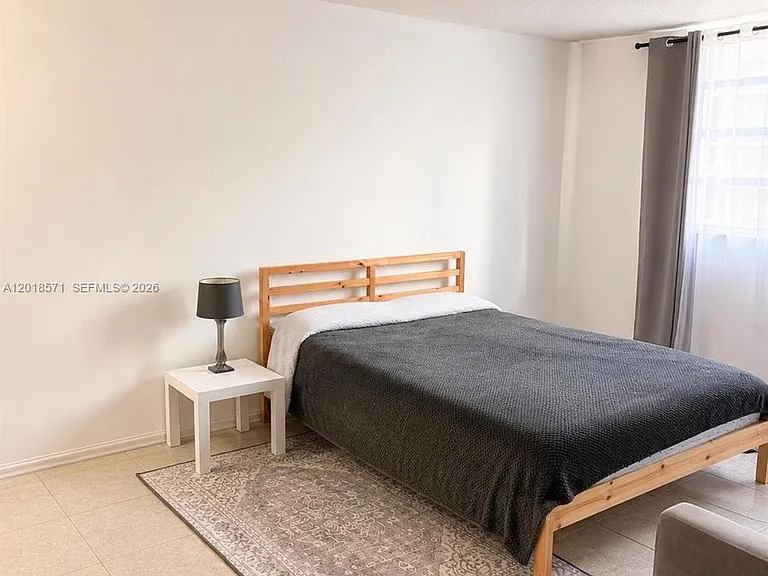 1833 S Ocean Dr #805 — Photo 10