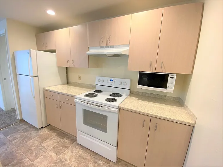 9200 Redmond Place — Photo 22