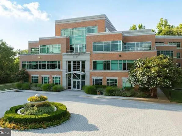 1984 Isaac Newton Sq, Reston, VA