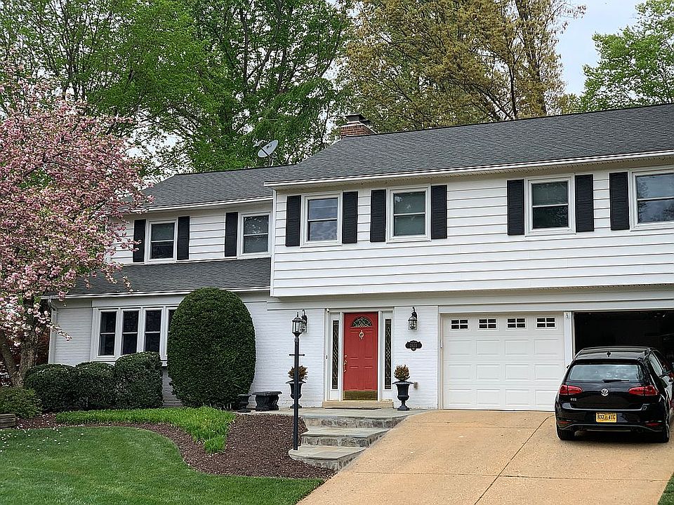 1st image of 2624 E Meredith Dr