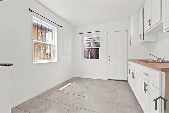 1st image of 1137 1/2 W 91st St