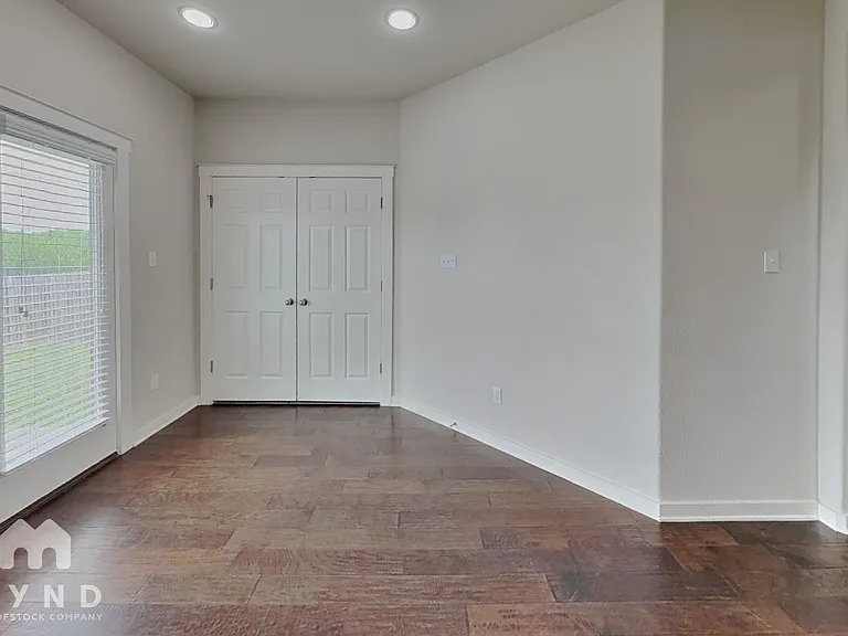 16304 Travesia Way — Photo 5