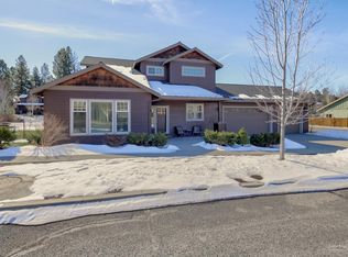 2911 NW Wild Meadow Dr, Bend, OR 97703