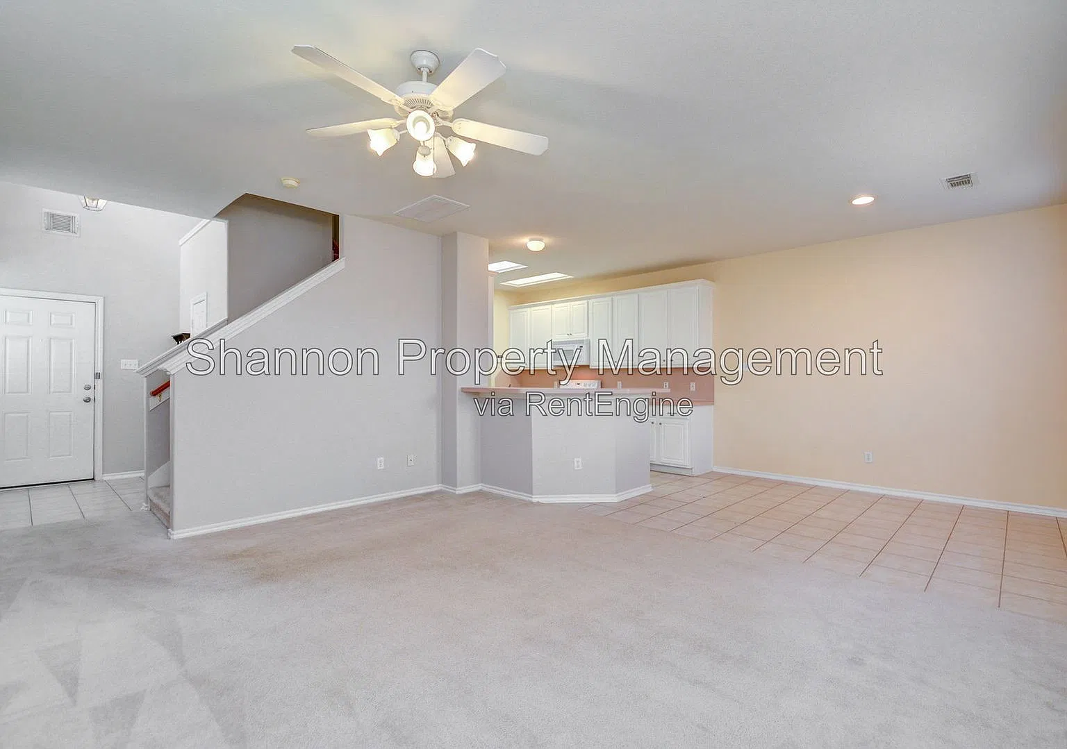 3 bed, 2.5 bath, 1587 sqft, $1,725 — Photo 3