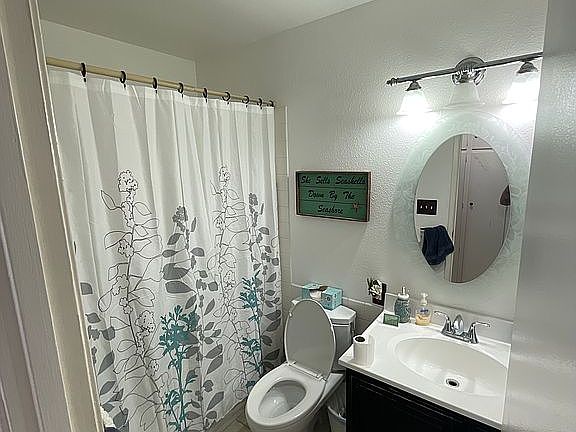 5th image of 6649 Renkrib Ave