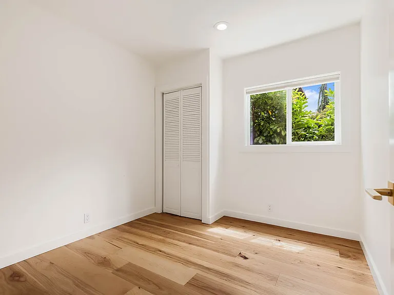 2223 11th Ave E — Photo 19