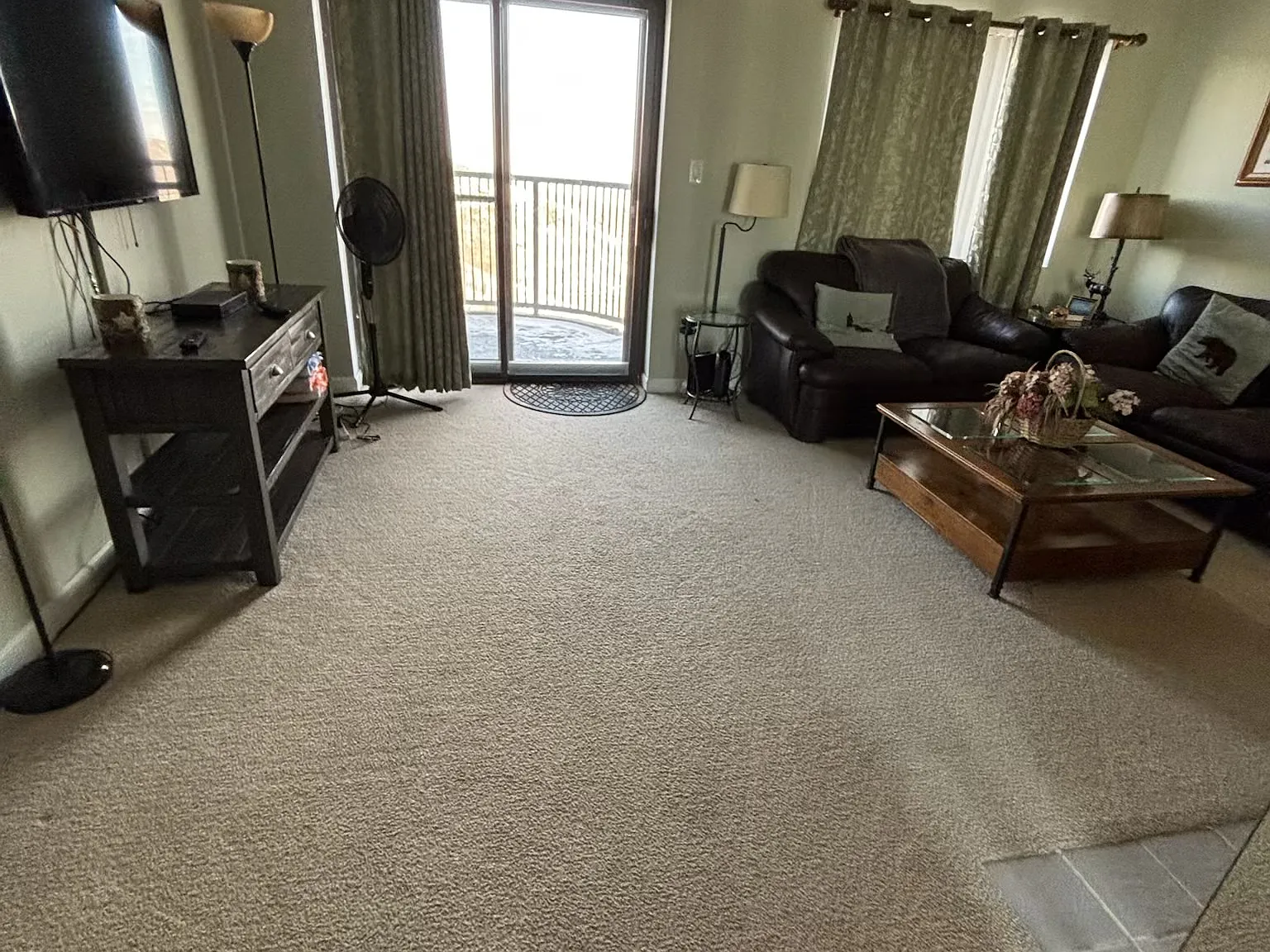 2 bed, 988 sqft, $1,600 — Photo 4