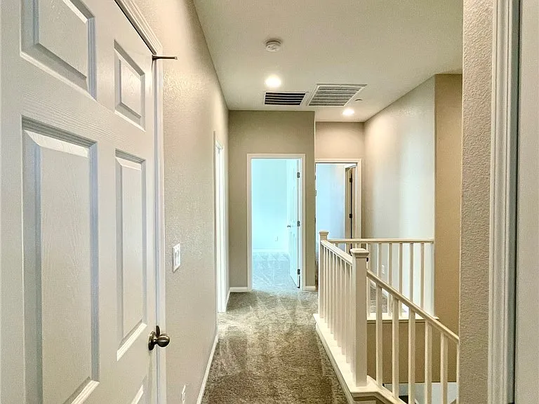 702 Cottonwood Hill Pl — Photo 18