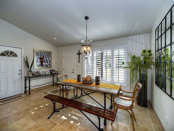3rd image of 4312 E Sells Dr