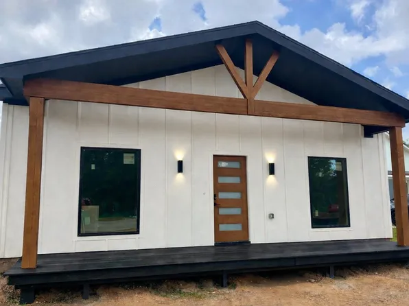 510 Jenni Ln, San Leon, TX 77539