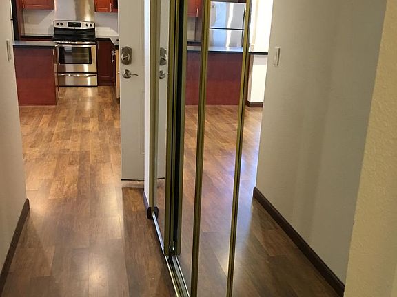 4th image of 14314 32nd Ave NE APT 302