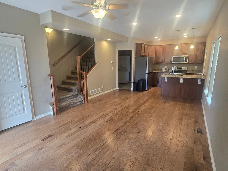 2421 Ridge Top Dr #5 — Photo 5