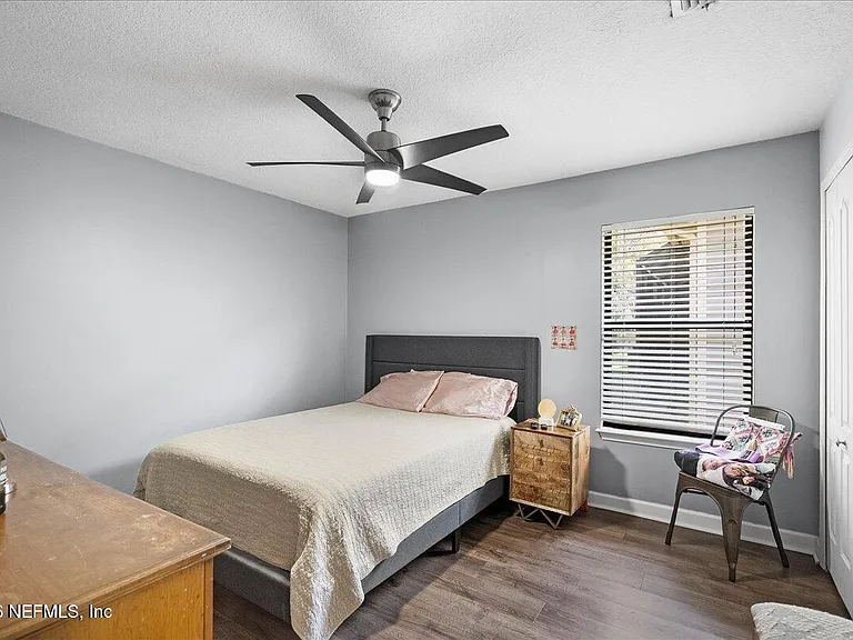 5281 Oxford Crest Dr — Photo 23
