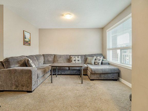 4th image of 221 NE Silkstone Rd W #2